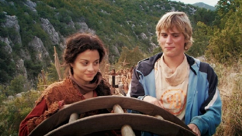 Download Crusade In Jeans | 2006 | Hindi + Italian | 480p 720p 1080p | MoviesWood